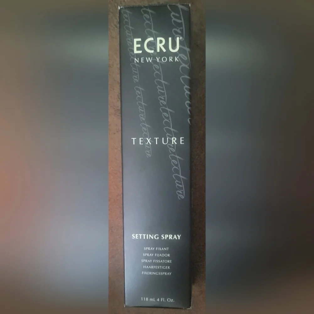 Ecru New York. Texture setting spray. NIB 4 FL. Oz.